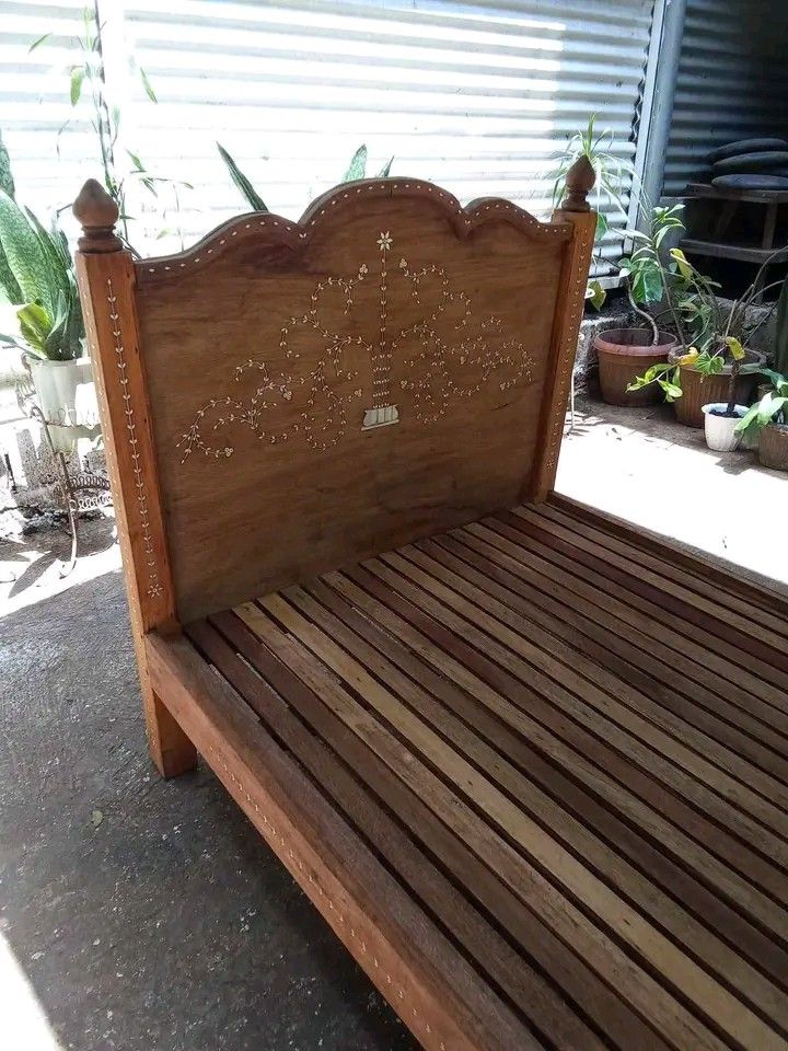 Bed (Category: Bed Frames & Mattresses) located in Manila. Submitted by carmelites36250 (Listing ID 1465878901, Image 3). Description: Old bed Made of tanguile & ply With bone inlay Size: 40.5x71.5inch Stripped & varnished Price: 10,850.