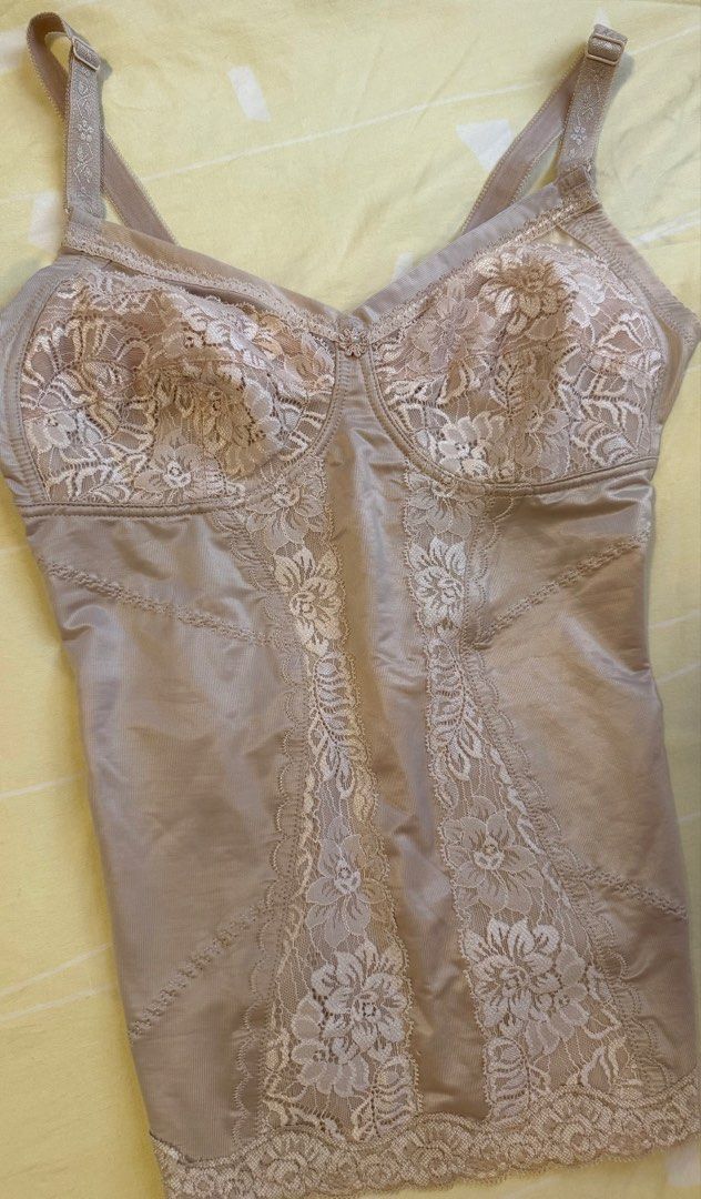 Beige lace camisole (Category: Undergarments & Loungewear) located in Manila. Submitted by riaa.xo (Listing ID 1465830627, Image 1). Description: RFS: decluttering MOD: lalamove andj&t MOP: gcash.