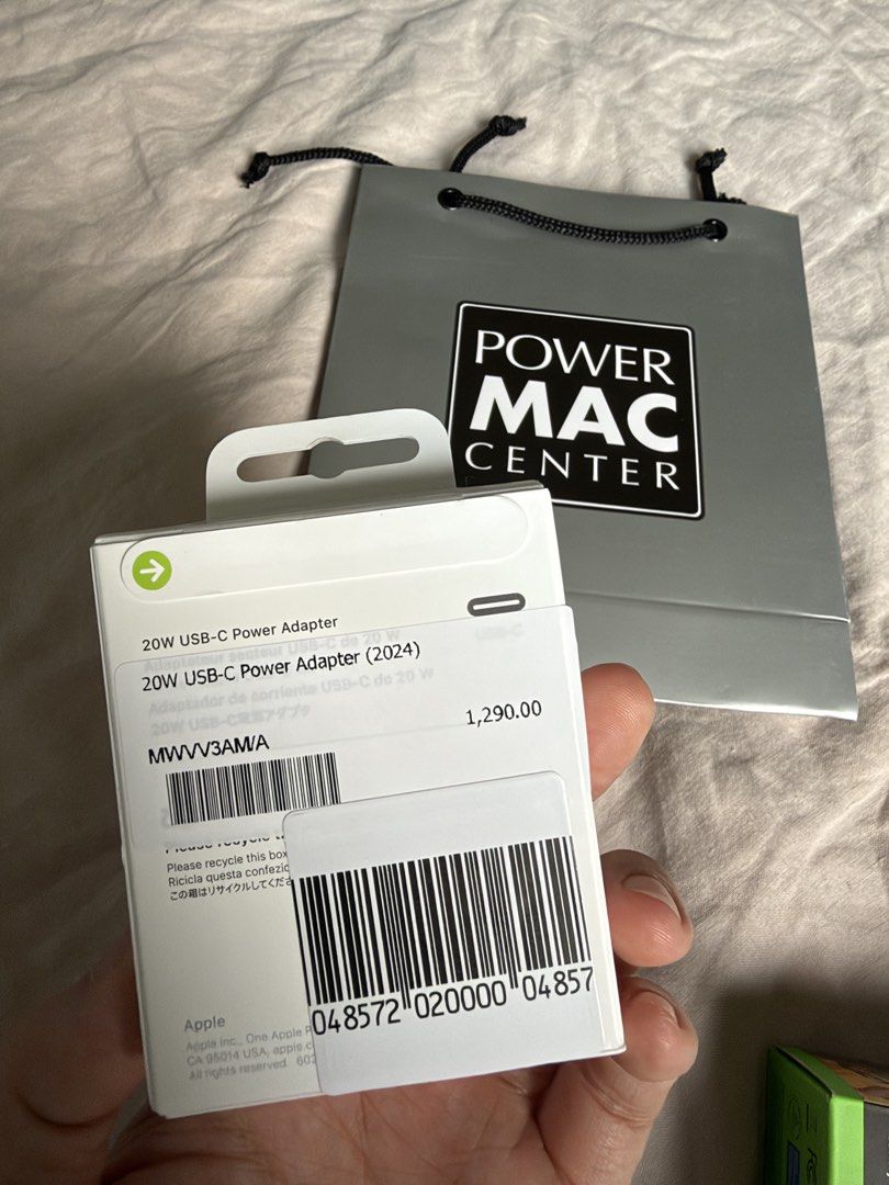 Belkin powerbank and Original Apple Adapter (Category: Batteries & Power Banks) located in Manila. Submitted by jeffrey.jeffrey777 (Listing ID 1465897008, Image 2). Description: For sale as pack 100% original (from power mac center) - Belkin ultracharge pro - Apple power adapter Original price: ₱5,280.