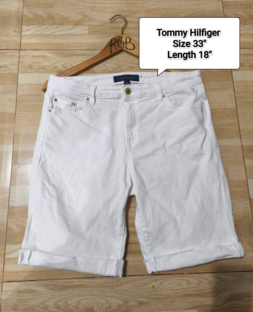 Bermuda white shorts for women (Category: Shorts) located in San Mateo. Submitted by rgbuenaventura (Listing ID 1465916290, Image 1). Description: Original Tommy Hilfiger white clean size 10 on tag 33 waistline.