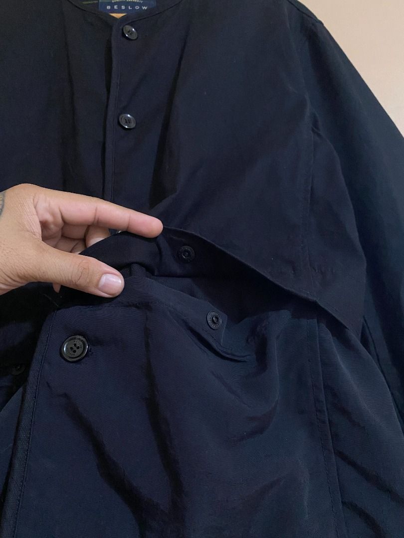 Beslow Black Denim Cardigan Jacket (Category: Coats, Jackets and Outerwear) located in Cadiz. Submitted by thespotcdz (Listing ID 1465887533, Image 3). Description: Medium on tag Width 21.5" Length 27" Excellent condition.