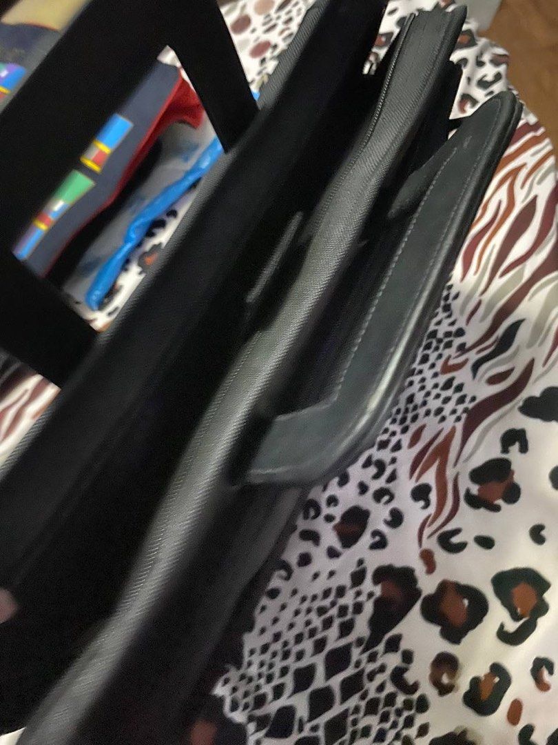 Black attache case bag ( several compartment ) good condition) 850 (Category: Laptop Bags & Sleeves) located in Quezon City. Submitted by balikbayanbuddy (Listing ID 1465893686, Image 3). Description: .
