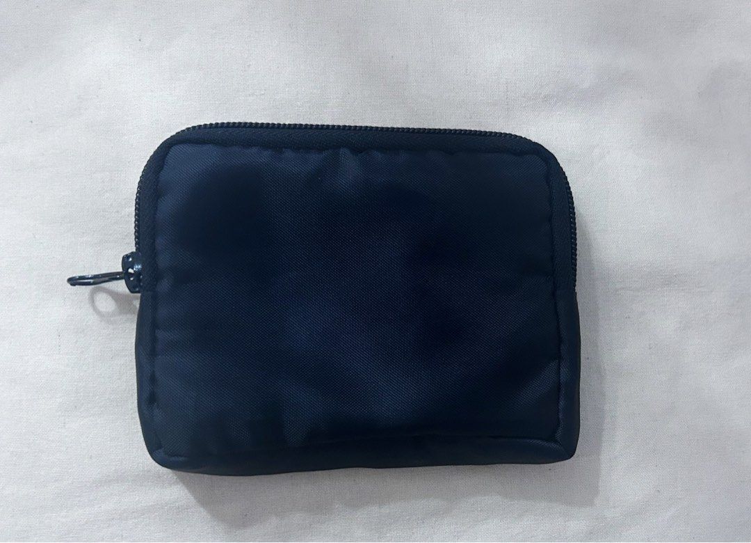 Black Coin Purse (Category: Wallets & Card holders) located in Makati City. Submitted by cestparfaitvintagejewelries (Listing ID 1465804563, Image 1). Description: .