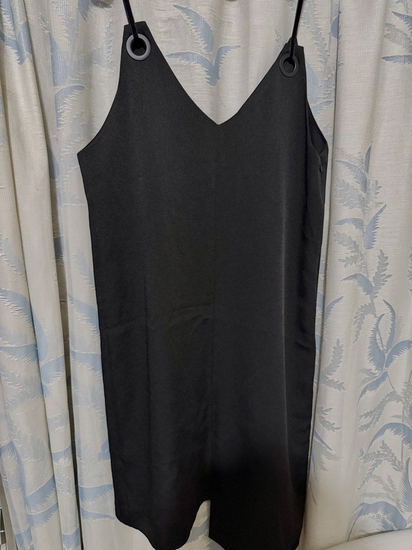 Black dress (Category: Dresses) located in Rizal. Submitted by lmbelle (Listing ID 1465940325, Image 1). Description: .