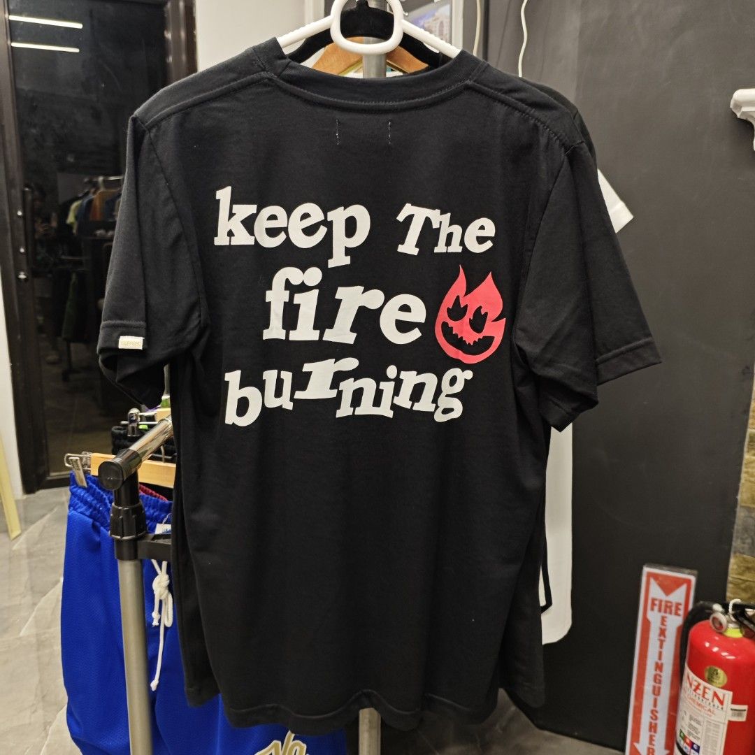 Black Graphic T-Shirt Van Gore Keep The Fire Burning (Category: Tshirts & Polo Shirts ) located in Iloilo. Submitted by teezeewhyyy (Listing ID 1465933110, Image 2). Description: .