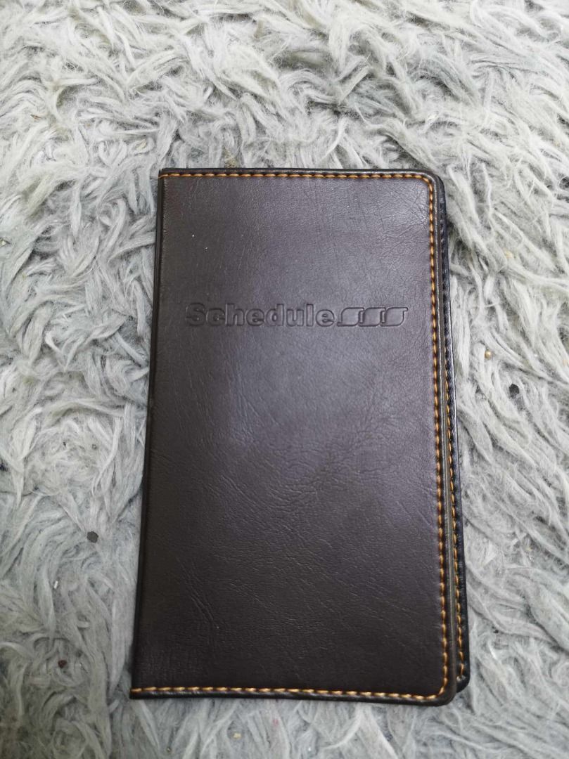 Black Leather Bifold Organizer (Category: Stationery & School Supplies) located in Santa Cruz. Submitted by jmy_surplus.2 (Listing ID 1465888303, Image 1). Description: Size ; L - 6.6 W - 4 Color ; Black Type ; Bifold Organizer Brand ; No brand Material ; Leather Style ; Black leather With Stitch Design Organizer LR 129 JMY 5 Batch #224.