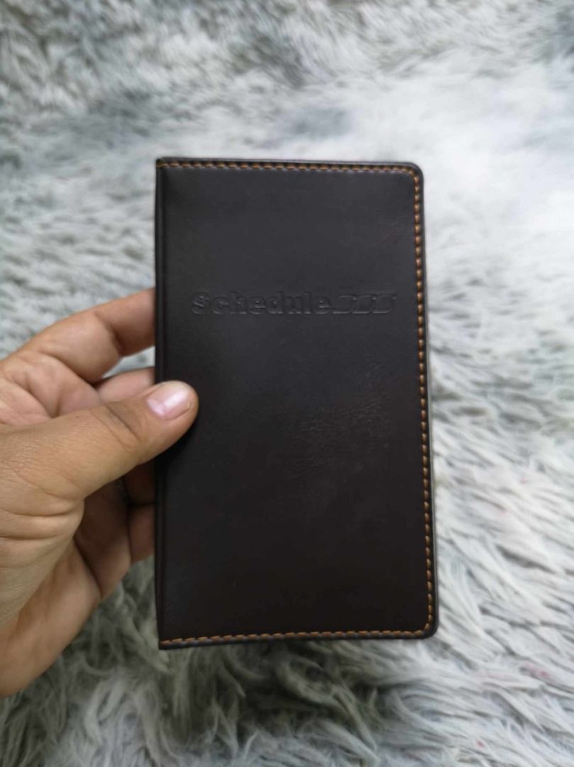 Black Leather Bifold Organizer (Category: Stationery & School Supplies) located in Santa Cruz. Submitted by jmy_surplus.2 (Listing ID 1465888303, Image 2). Description: Size ; L - 6.6 W - 4 Color ; Black Type ; Bifold Organizer Brand ; No brand Material ; Leather Style ; Black leather With Stitch Design Organizer LR 129 JMY 5 Batch #224.