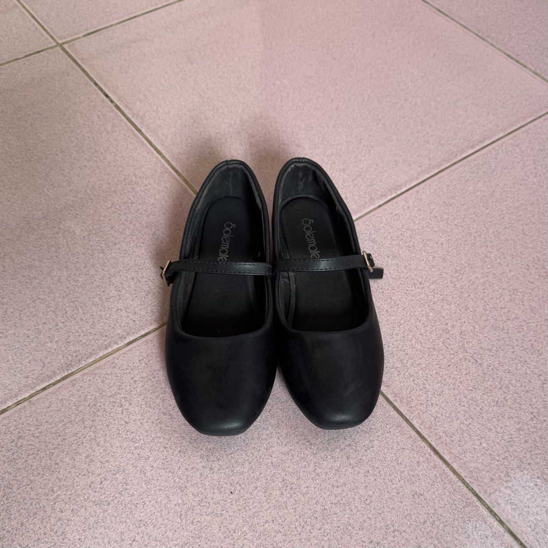 Black Leather Doll shoes (Category: Flats & Sandals) located in Bulacan. Submitted by abonon (Listing ID 1465826863, Image 1). Description: .