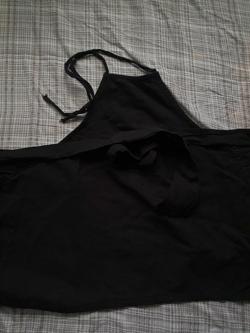 Black Self Tie Backless Top (Category: Sleeveless) located in Quezon City. Submitted by lovedbytali (Listing ID 1465823717, Image 1). Description: used twice adjustable; cant fit xs-l.