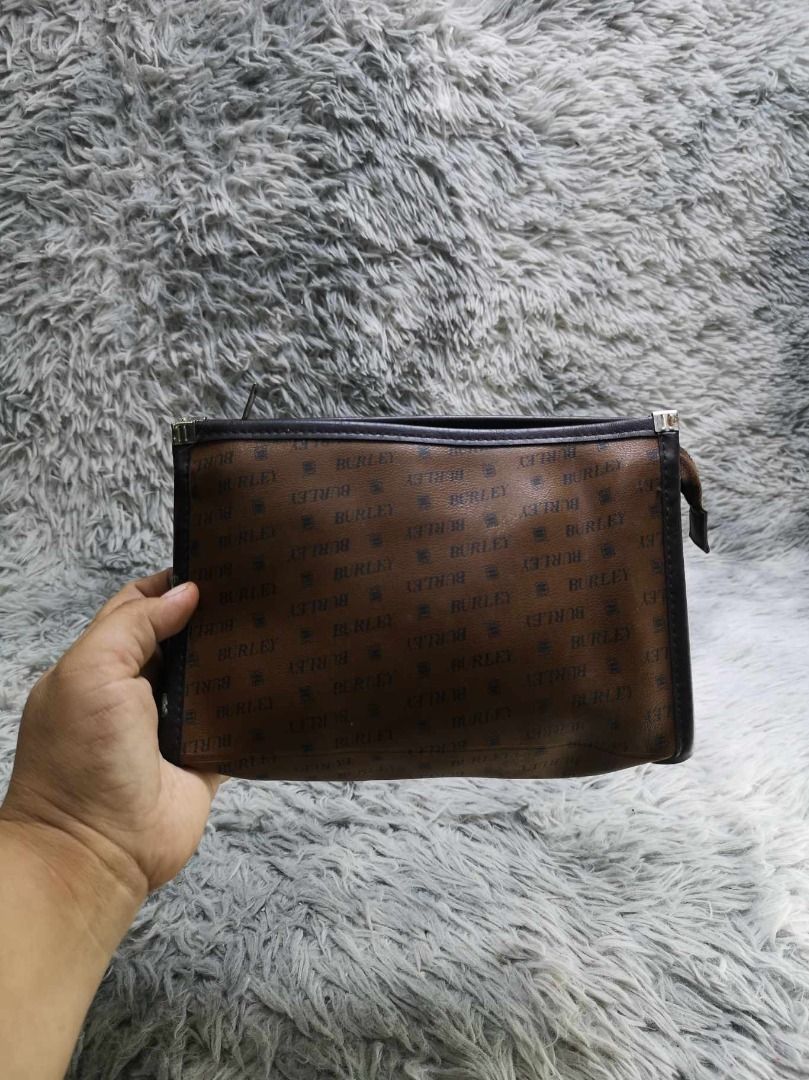 Black With Black trim Monogram Pouch (Category: Purses & Pouches) located in Santa Cruz. Submitted by jmy_surplus.2 (Listing ID 1465883759, Image 3). Description: Size ; L - 7 W - 8.6 Color ; Brown Type ; Pouch Brand ; No brand Material ; Leather Style ; Leather Monogram pattern Pouch LR 129 JMY 5 Batch #224 AVAILABLE.