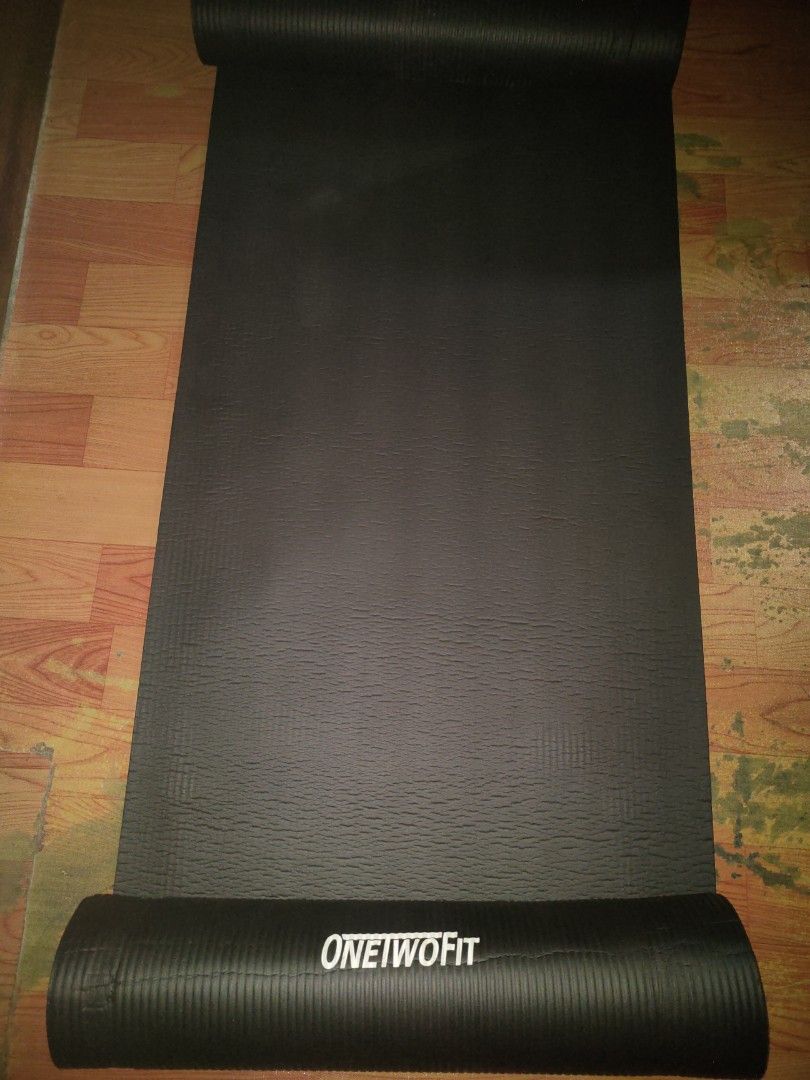 Black Yoga Mat (Onetwofit) Large (Category: Exercise Mats) located in Abuyog. Submitted by retrovibez (Listing ID 1465889042, Image 3). Description: For Sale! Black Yoga Mat (Onetwofit) Large 10 mm thickness Price: 800 MOP: GCash or Palawan Can ship nationwide thru LBC/JRS and Flash Express Brand: Onetwofit Only used twice RFS: Decluttering.