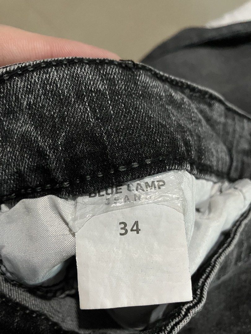 Blue Camp Jeans Slim Fit Size 34 (Category: Jeans) located in Palo. Submitted by ogwu5632378 (Listing ID 1465909206, Image 2). Description: - Brand/Model: Blue Camp Jeans - Color: Black wash - Size: 34 (inner tag) - Fit: Slim fit - Details: Classic five-pocket design, button fastening, sturdy denim with slight fading - Condition/Use: Great staple piece for casual everyday wear Slightly negotiable for sure buyer. Accepts shipping but buyer shoulde