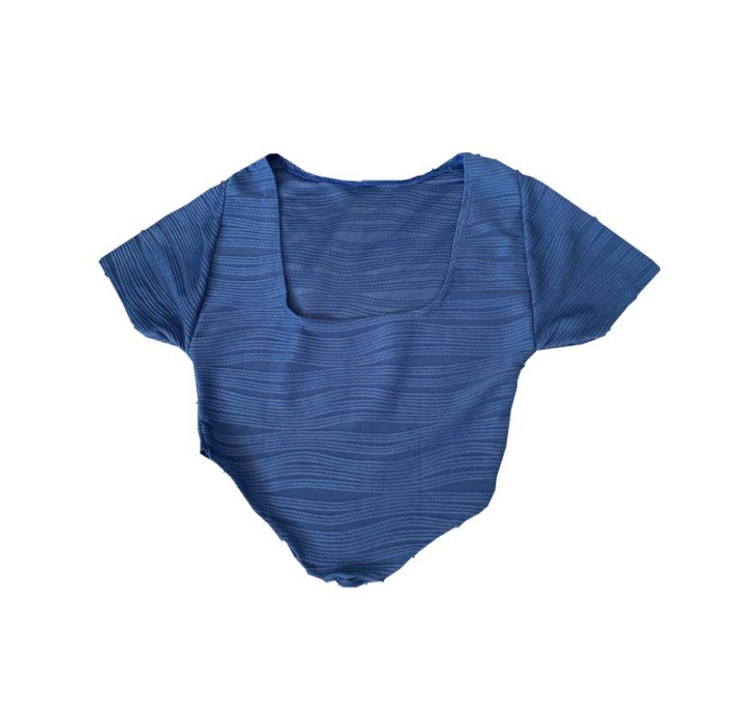 Blue Textured Square Neck Crop Top Short Sleeve (Category: Sleeveless) located in Manila. Submitted by einniel (Listing ID 1465816329, Image 1). Description: 📌 S-M 📌 Used once only :) 📍Davao City.