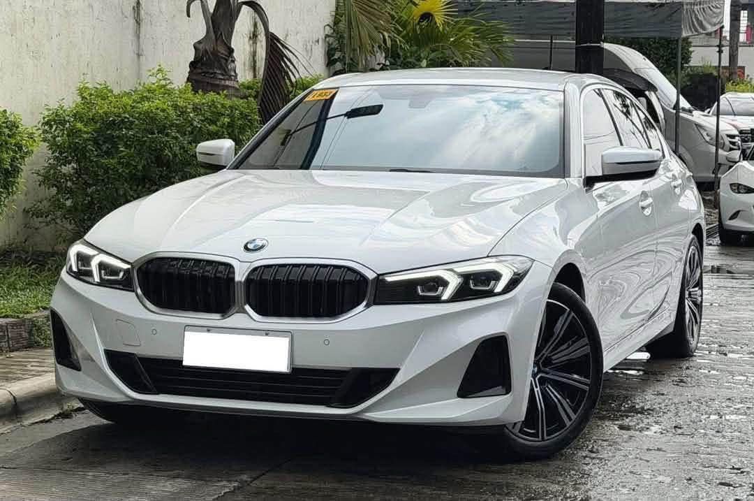 BMW 318i A/T Auto (Category: Used Cars) located in Manila. Submitted by quality_cars (Listing ID 1465944720, Image 2). Description: Vip / Executive Sedan mga Boss Cash / Financing / Trade-in BMW 318i 2025 A/T Business class variant All power features Push start / keyless entry 27inch digital cluster / infotainment Steering controls Leather seats Power seats Paint protection Film PPF ( worth 100k ) 6,000 mileage only Casa maintained w/ records Fir
