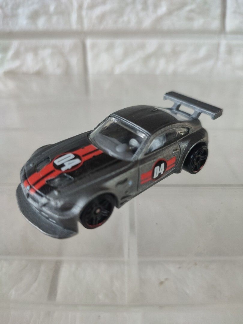 BMW Z4 M (Category: Vehicle & Diecast Models) located in Narvacan. Submitted by jigger85 (Listing ID 1465768978, Image 2). Description: 95 percent mint condition bought in UK loc. ilocos sur can ship thru JNT or LBC.