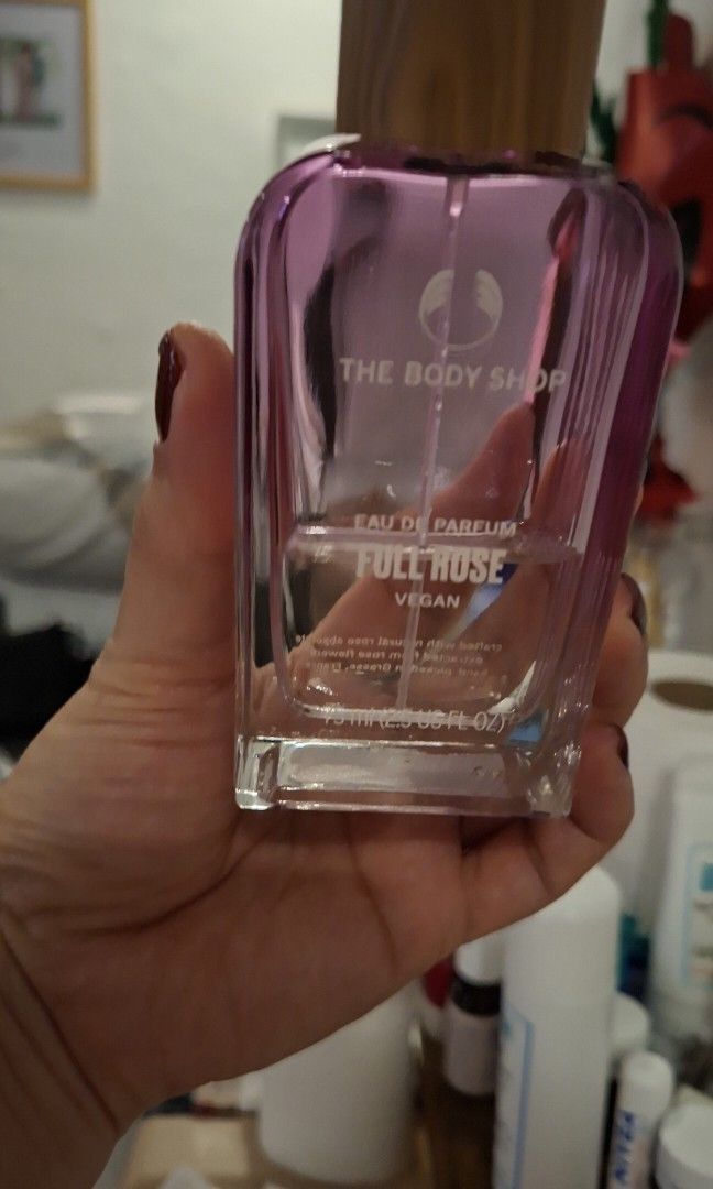 Body shop (Category: Fragrance & Deodorants) located in Cainta. Submitted by gieomana (Listing ID 1465928437, Image 2). Description: Body Shop full rose pwde to pang nigt out nabili from Hongkong.
