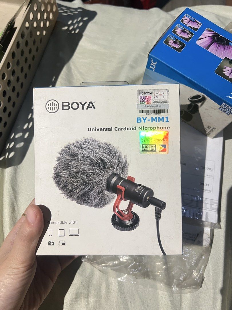 BOYA BY-MM1 Universal Cardioid Microphone (Category: Microphones) located in Manila. Submitted by thriftcycle.mnl (Listing ID 1465763194, Image 1). Description: - Brand: BOYA (Model: BY-MM1) - Universal cardioid microphone for smartphones, tablets, DSLR cameras, and recorders - Rugged metal construction - no battery required - Frequency response: 35-18KHz - Includes professional furry windshield for wind noise reduction - Comes with standard 3.5m