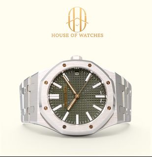 (Category: ) located in . Submitted by houseofwatches.sg (Listing ID 1465791001, Image 1). Description: .