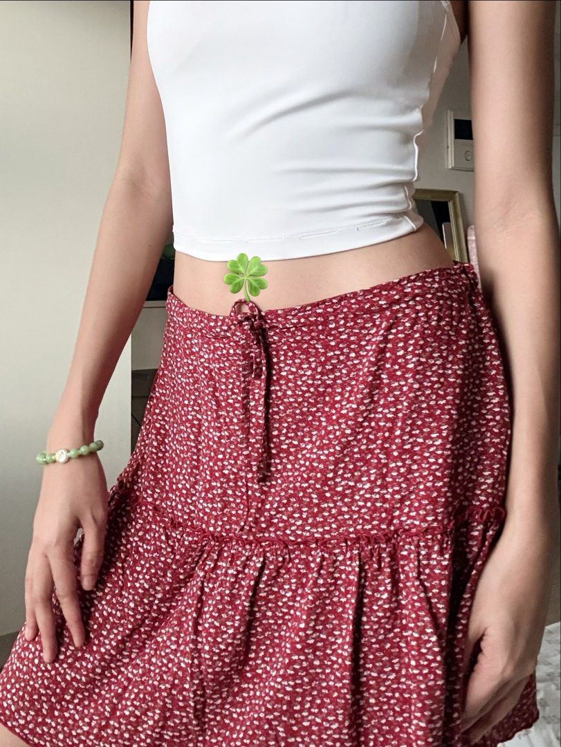 BRANDY MELVILLE - Kenzo Skirt (Category: Skirts) located in Cebu City. Submitted by bnta.bnta (Listing ID 1465868853, Image 1). Description: .