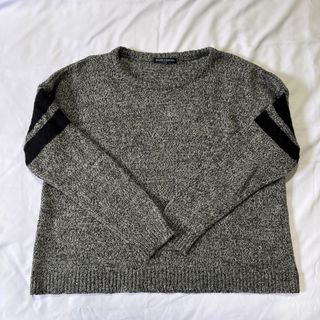 (Category: ) located in . Submitted by wear.arca (Listing ID 1465768848, Image 1). Description: .
