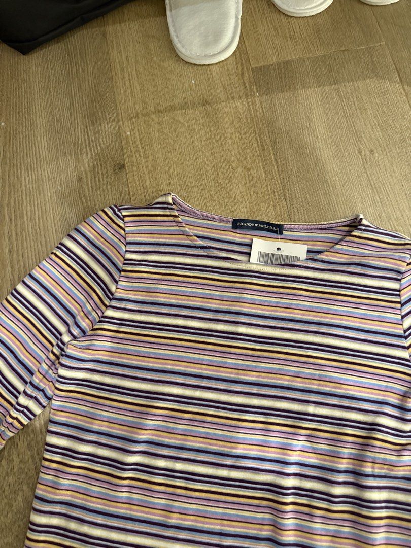 Brandy melville top (sg) (Category: Blouses) located in Manila. Submitted by maui1015 (Listing ID 1465920643, Image 2). Description: Brand new with tag! super hard to find too pm for moree very stretchy! .