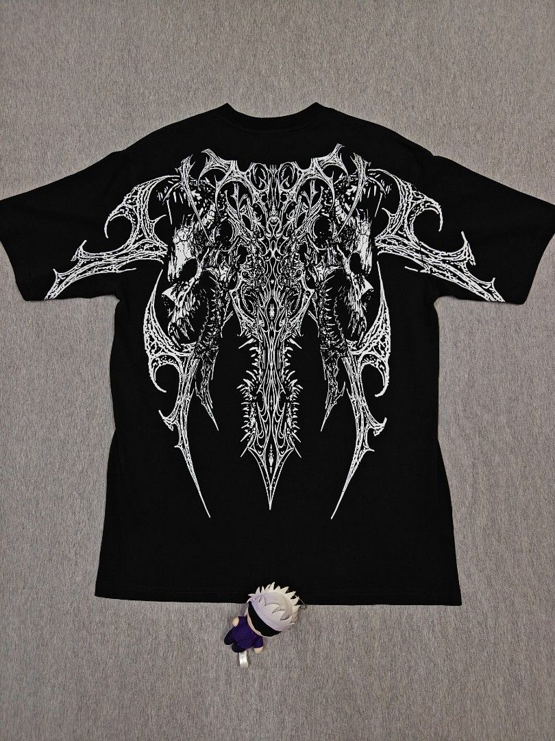 BREATHEDIVINITY (Category: Tshirts & Polo Shirts ) located in Bacolod City. Submitted by yobibstuffs (Listing ID 1465801137, Image 3). Description: BREATHEDIVINITY SIZE: MEDIUM DIMENSIONS WIDTH: 21 LENGTH: 29'5 EXCELLENT CONDITION NEED WASH 🧼🫧 PRICE: 2599+SF OUTSIDE BACOLOD CITY 🏙️ 🌆 PM ME! 📥📥📥.