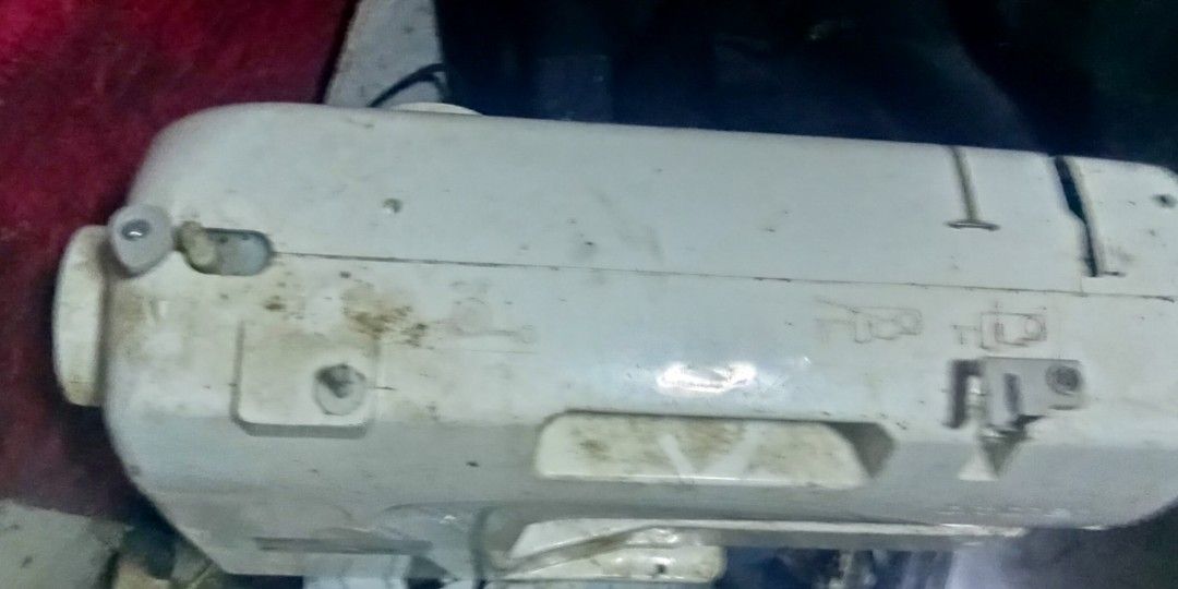 Brothers sewing machine (Category: Everything Else Others) located in Paranaque City. Submitted by dimaguilaa94969 (Listing ID 1465900264, Image 1). Description: slight issue pm if int.