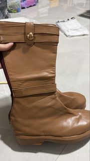 (Category: ) located in . Submitted by cutesales (Listing ID 1465923260, Image 1). Description: .