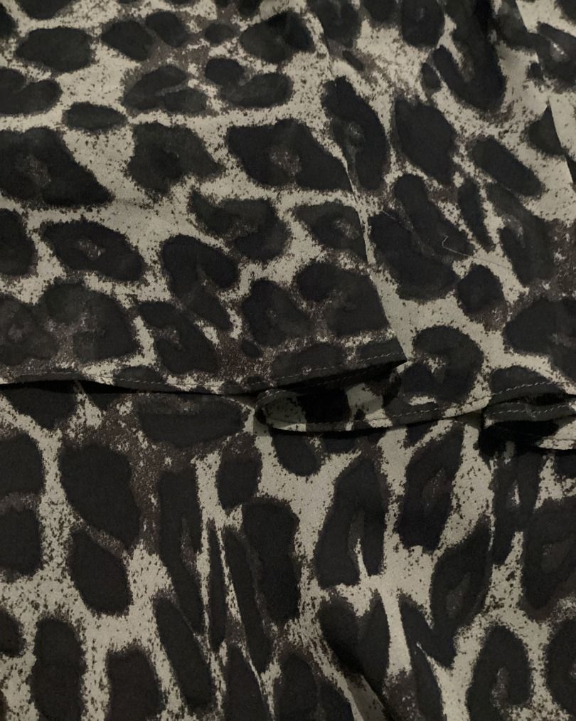 brown ruffled leopard print skirt (Category: Skirts) located in Cavite. Submitted by funnyvalentine (Listing ID 1465935058, Image 2). Description: ♡ condition : 10/10 ♡ like new, no issue ♡ W: 23-26 ♡ L: 32 inches.