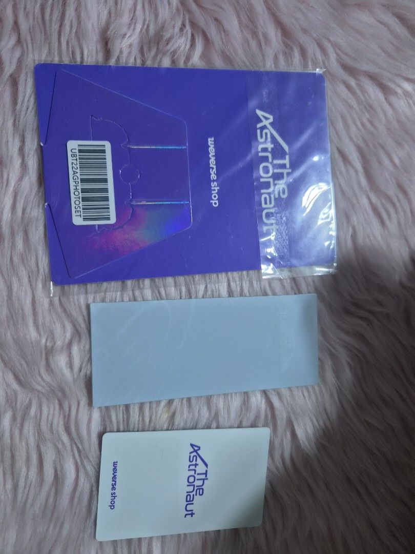 BTS Jin The Astronaut POB Set (Category: K-Wave Merchandise) located in Makati City. Submitted by meowingfan (Listing ID 1465855882, Image 2). Description: unsealed just to check. set includes: photoframe, 1bookmark and photocard. manage expectation since unsealed but still in good condition. MOP: PAYO via Gcash, Maya,Go Tyme, Maribank, Landbank, BPI MOD: every weekend shipping via JNT.