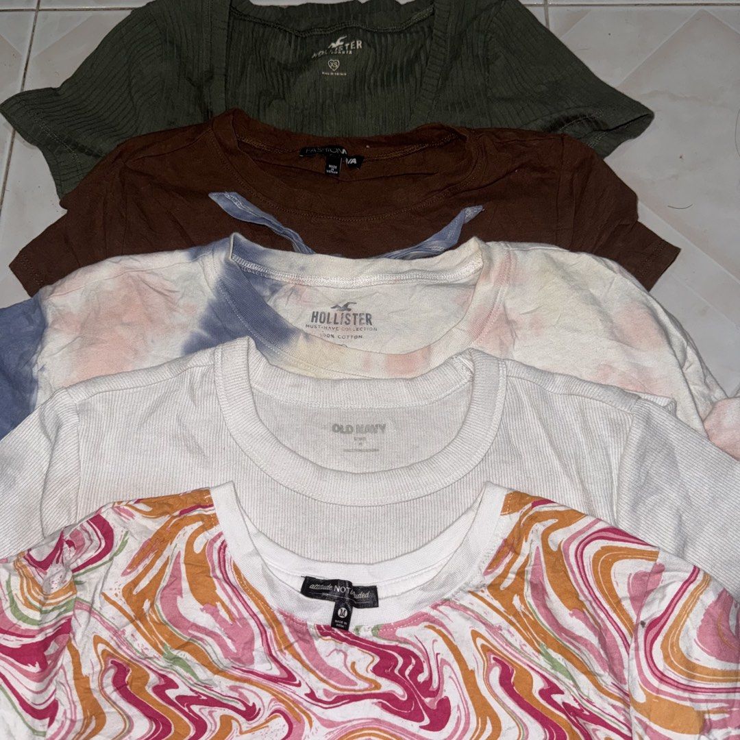 Bundle Croptee Size Small to Medium (Category: Shirts) located in Vigan. Submitted by chiyannav (Listing ID 1465829739, Image 3). Description: .