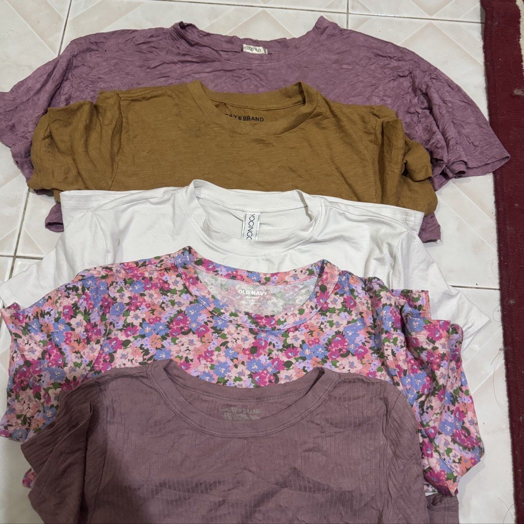 Bundle Croptee Size Small to Medium (Category: Shirts) located in Vigan. Submitted by chiyannav (Listing ID 1465830628, Image 3). Description: .