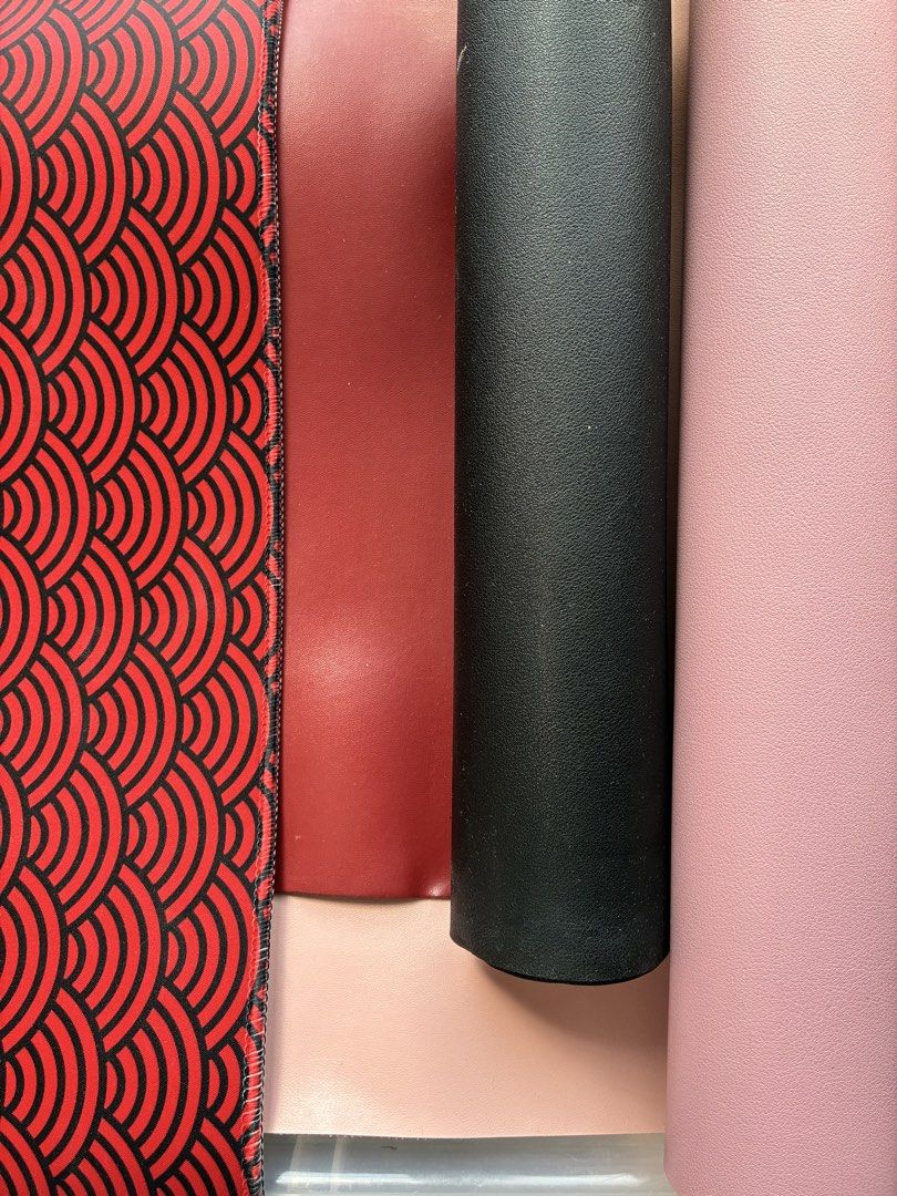 Bundle of 3 Mousepad (Category: Desktops) located in Manila. Submitted by jhie24 (Listing ID 1465818794, Image 3). Description: Negotiable ! 3 mousepad -black/red/pink reversible -japanese wave pattern.