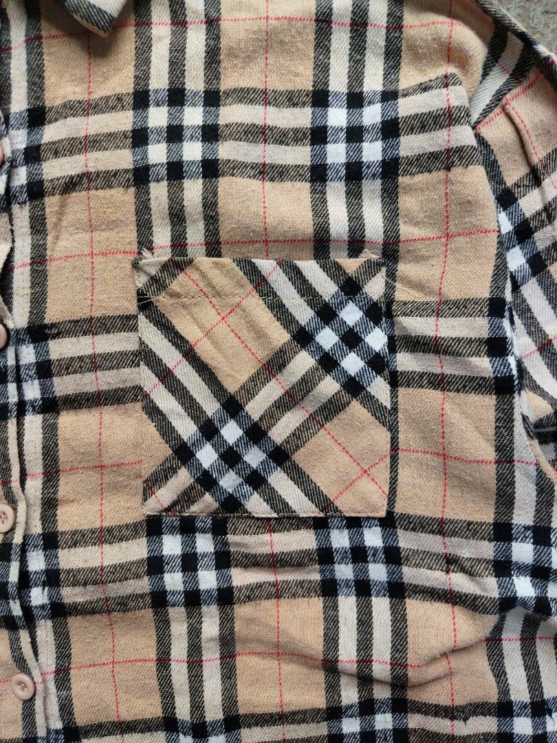 Burberry Alternative Polo (Category: Formal Shirts) located in Muntinlupa City. Submitted by lokalthriftco. (Listing ID 1465825660, Image 3). Description: Size M Minimal Lints Need wash Good condition.