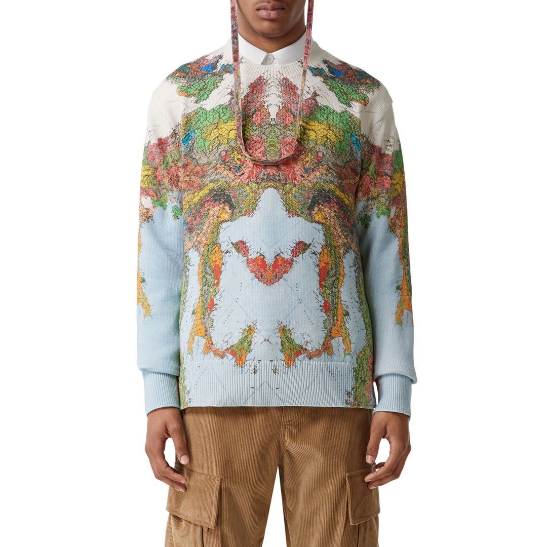 Burberry Burly Map Print Cotton Sweatshirt (Category: Activewear) located in Los Banos. Submitted by 4030.archives. (Listing ID 1465794211, Image 1). Description: Burberry Burly Map Print Cotton Sweatshirt 8500 Pesos XL Length : 28 inches Width : 22 inches Shoulder : 18.5 inches Sleeves : 28 inches Hem : 16 inches Good as new.