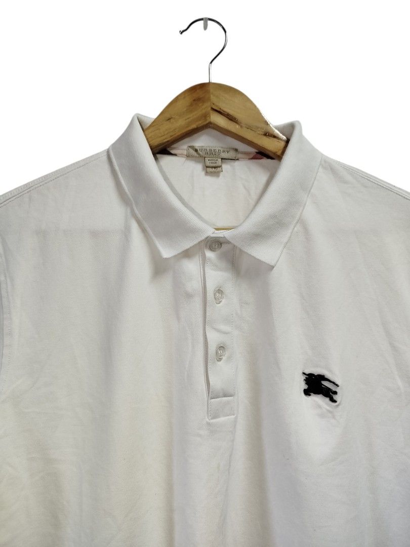 BURBERRY WHITE POLO SHIRT (Category: Tshirts & Polo Shirts ) located in Bayombong. Submitted by Gentlemans_ClosEt (Listing ID 1465792535, Image 2). Description: BAPE WHITE POLO SHIRT BEST FIT SIZE MEDIUM DIMES: W20.5 X L27 9.8/10 COLOR RATE EXCELLENT CONDITION NO ISSUES.
