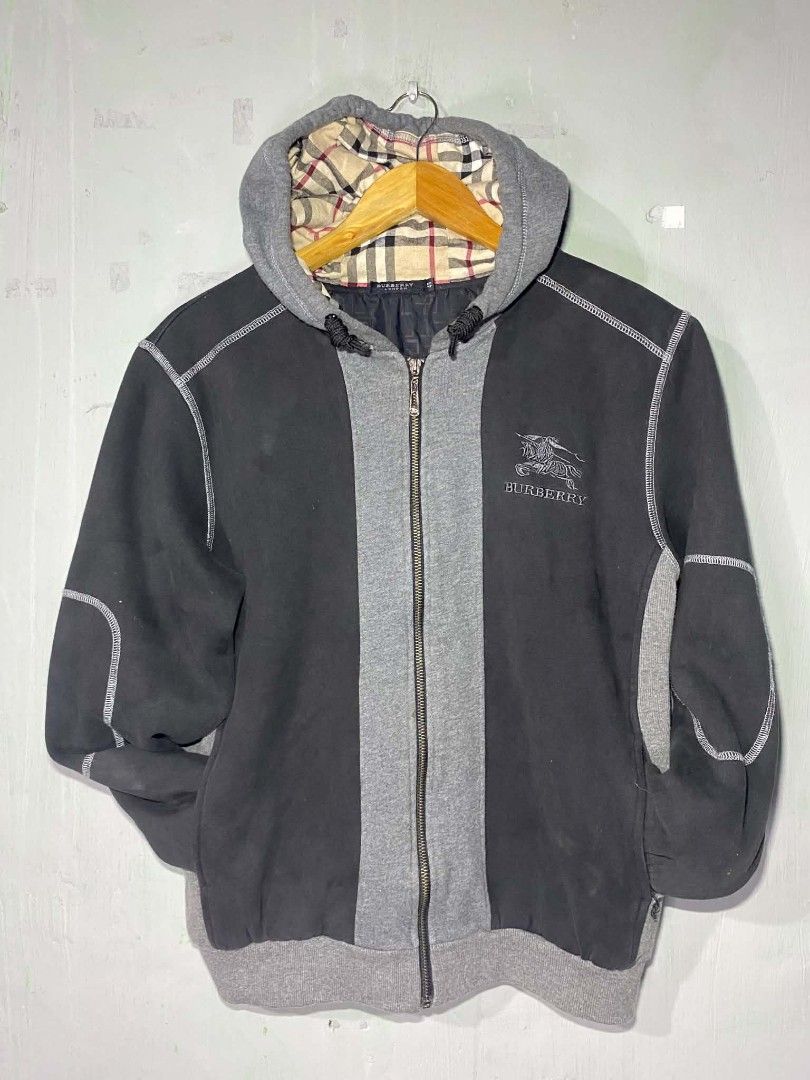 BURBERRY HOODIE (Category: Hoodies) located in Caloocan City. Submitted by so-slow (Listing ID 1465770733, Image 1). Description: .