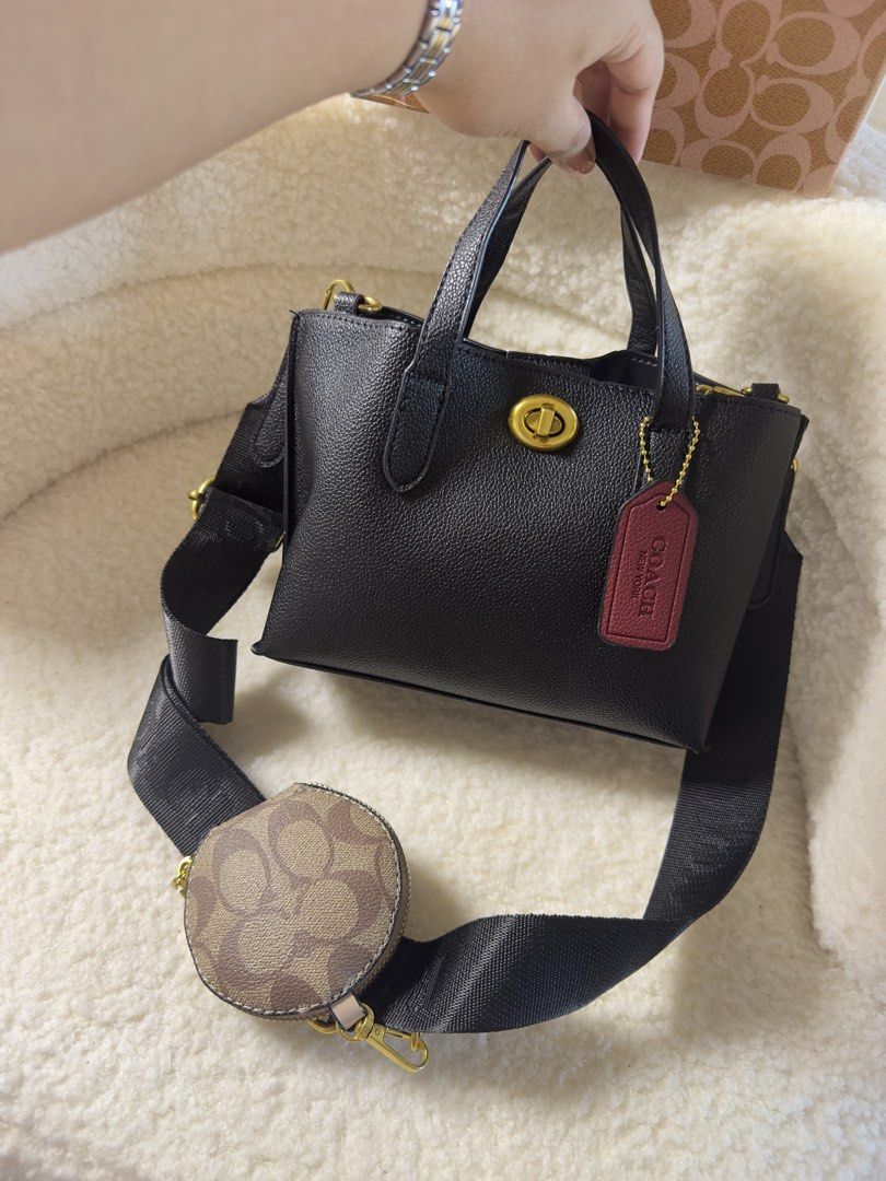 C0@ch 2way Bag (Category: Cross-body Bags) located in Binmaley. Submitted by amayscollections (Listing ID 1465905300, Image 1). Description: Super sale c0ach 2way and 2in1 bag with box and dustbag for only ₱399 payment first add 70 for cash on delivery.