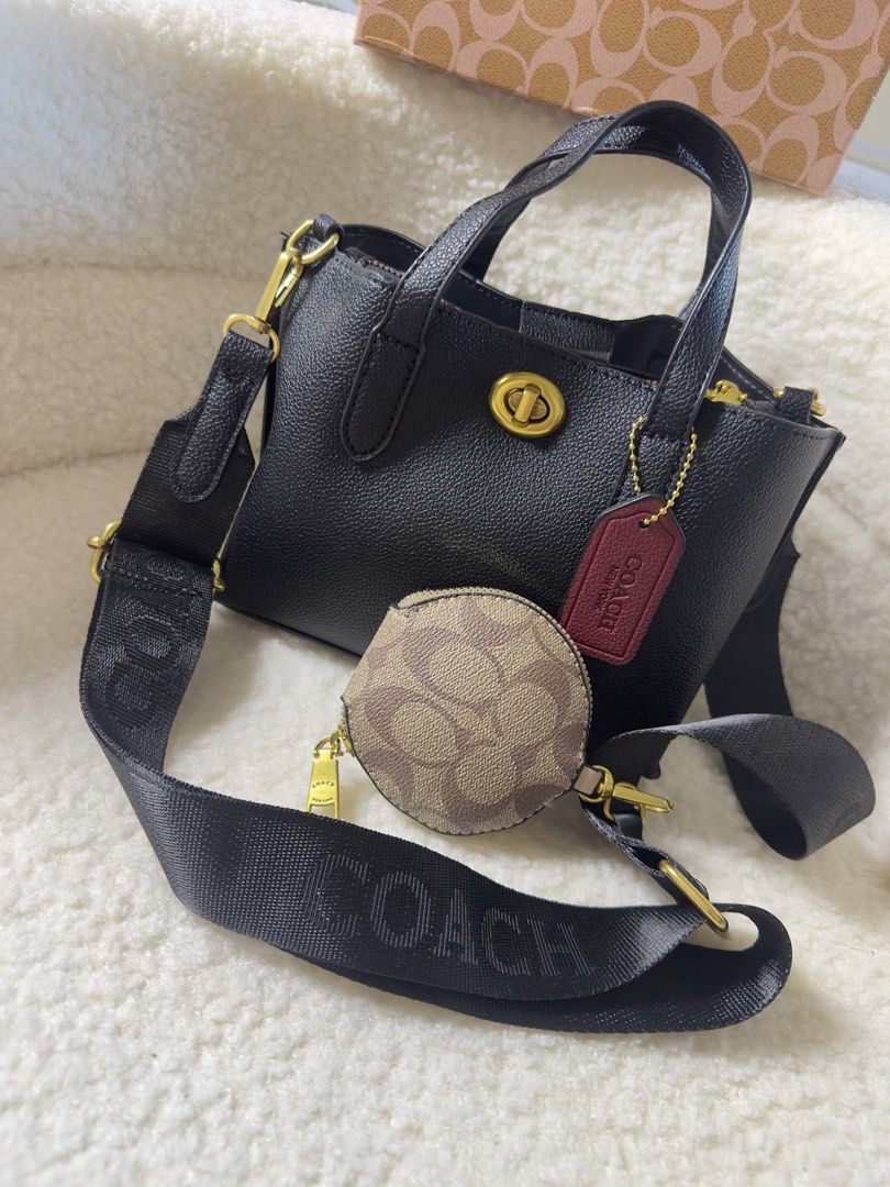 C0@ch 2way Bag (Category: Cross-body Bags) located in Binmaley. Submitted by amayscollections (Listing ID 1465905300, Image 3). Description: Super sale c0ach 2way and 2in1 bag with box and dustbag for only ₱399 payment first add 70 for cash on delivery.