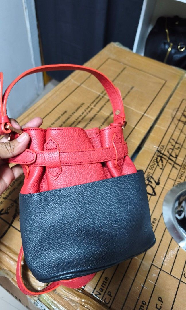 Calryn mini bucket 2way bag (Category: Cross-body Bags) located in Manila. Submitted by belonoza (Listing ID 1465780116, Image 3). Description: Preloved from Korea, Original Very good condition No issue.