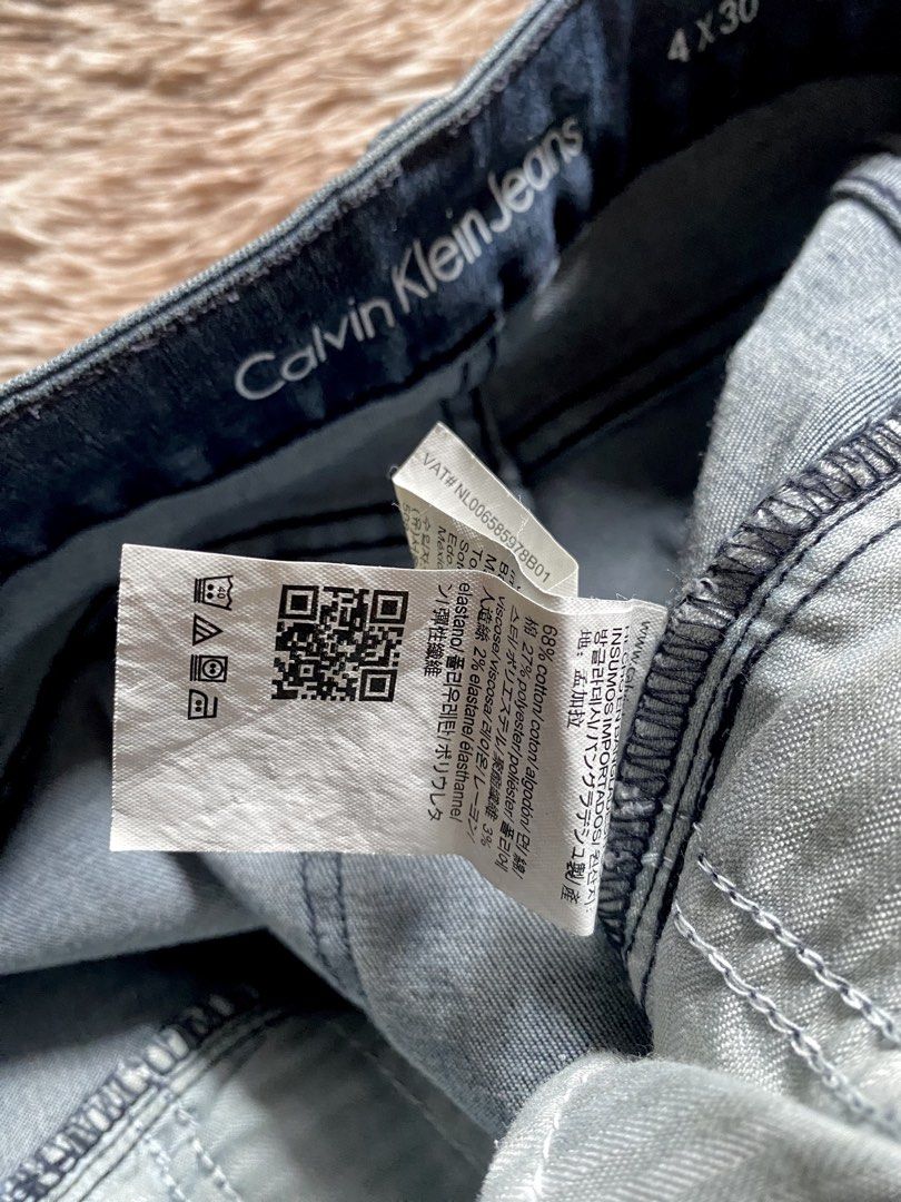 Calvin Klein Jeans Ultimate Skinny (Category: Jeans) located in Manila. Submitted by stormibutterfly26 (Listing ID 1465792075, Image 3). Description: Size 26-27, Authentic Calvin Klein Jeans in dark blue wash. Ultimate skinny fit. Features a comfortable stretch blend, classic five-pocket design, and button fly. Made in Bangladesh. .