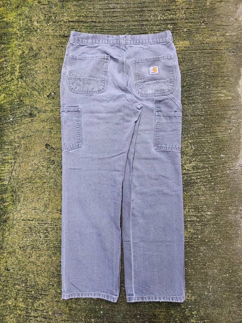 CARHARTT Carpenter Pants-Size 30 (Category: Jeans) located in San Pablo. Submitted by pablo_pablo25 (Listing ID 1465907698, Image 1). Description: 30x30 lenght 37.5 hem 8 all details are posted.