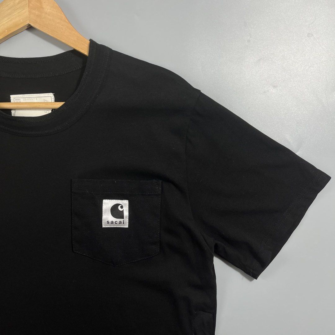 Carhartt x Sacai Pocket Tee (Category: Activewear) located in Los Banos. Submitted by 4030.archives. (Listing ID 1465796378, Image 2). Description: Carhartt x Sacai Pocket Tee 2500 Pesos Size 1 Length : 28 inches Width : 20.5 inches Excellent Condition .