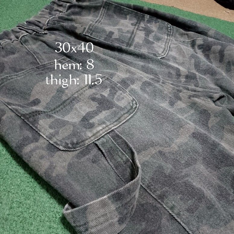 Carpenter jeans (Category: Activewear) located in Cainta. Submitted by jheyypagudar (Listing ID 1465949245, Image 1). Description: .