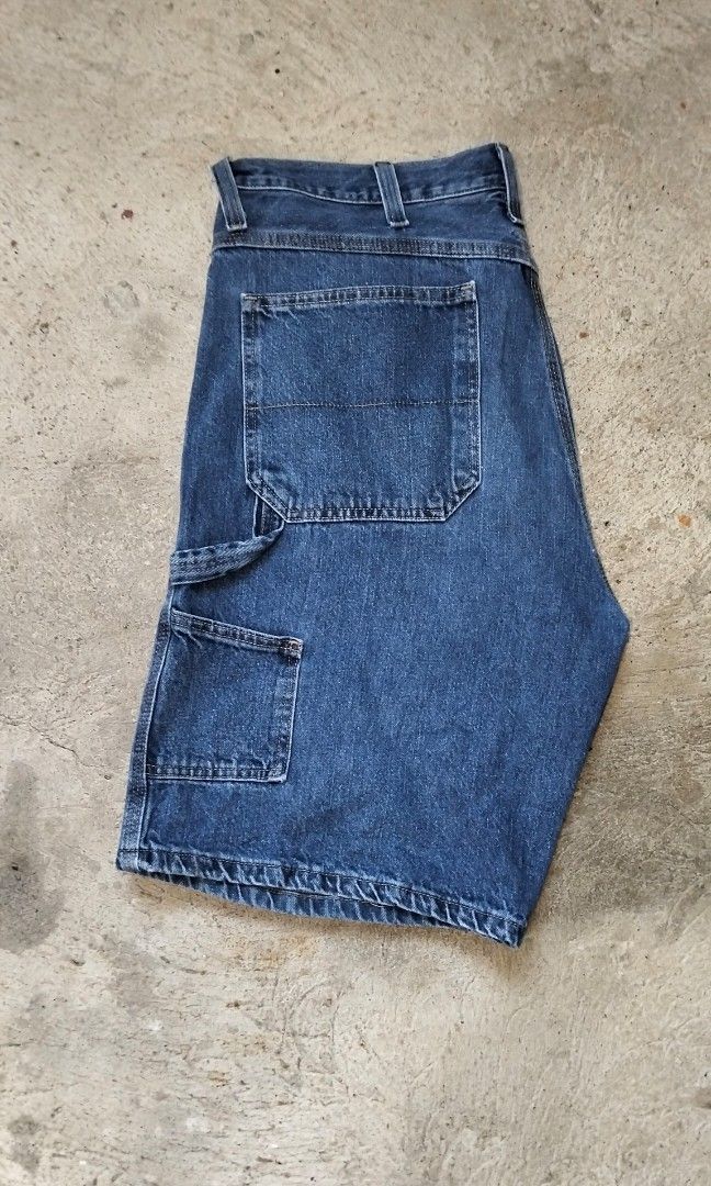 Carpenter Jorts (Category: Shorts) located in Alaminos. Submitted by jez.18 (Listing ID 1465781894, Image 2). Description: Carpenter jorts W38 L 23 H 12.5 Excellent condition Like new.