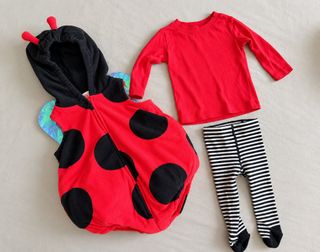 (Category: ) located in . Submitted by thecloset.edit.ph (Listing ID 1465858222, Image 1). Description: .