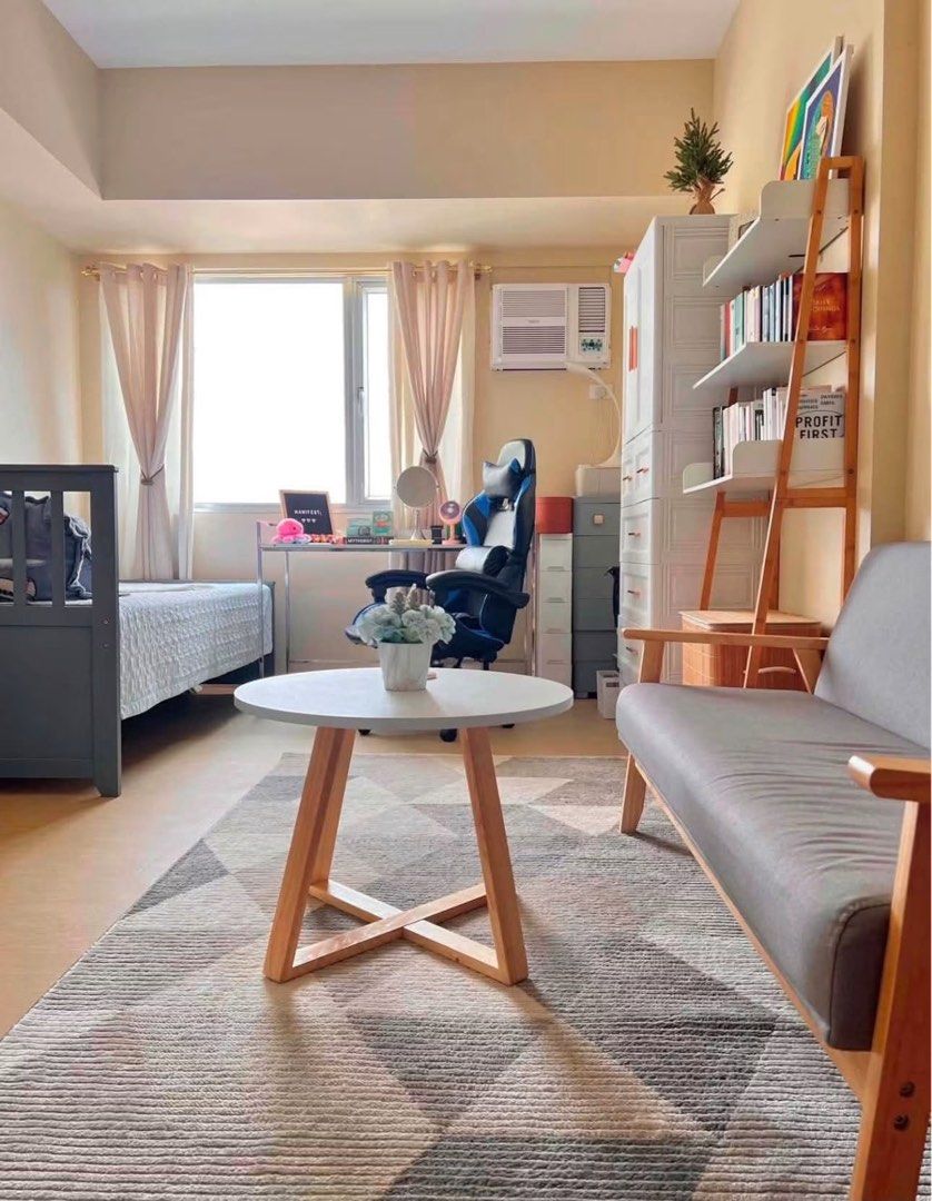 CdeO Condo Studio Type For Sale! (Category: Apartments & Condos) located in Manolo Fortich. Submitted by merchs.by.bonnie (Listing ID 1465817687, Image 1). Description: CONDO FOR SALE Location: Tower 1, Avida Towers Aspira Condominium, Ramon Chavez, St. Cagayan de Oro City Details: • Studio Type / Total Area: 22.49 sqm • 11th Floor / Tower 1 • Facing Amenity Area and Mountain Range Condo Amenities: • Swimming Pool • Gym • Elevators • Multipurpose