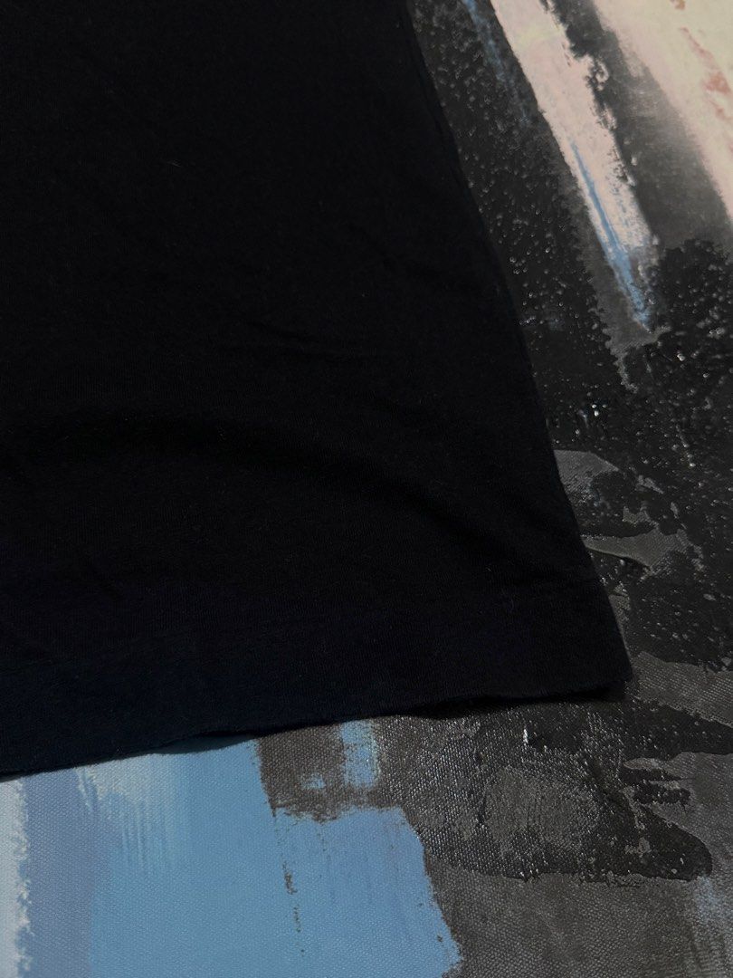 CDG Com Des Garcon (Category: Shirts) located in Las Pinas. Submitted by thrftmnl. (Listing ID 1465895419, Image 3). Description: Cdg Size: Small Dimes Width: 19 Length: 25.5 Issue: none.