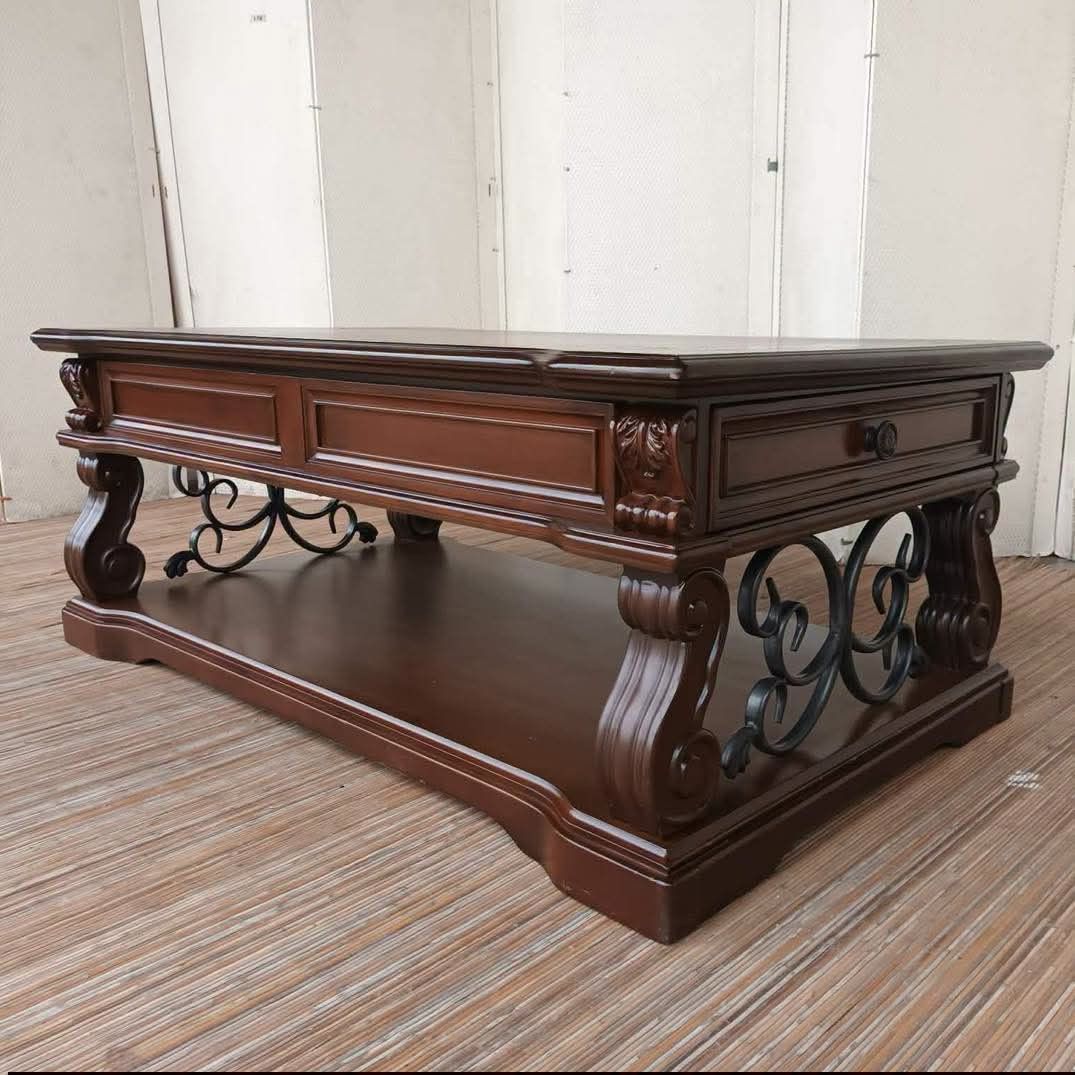 Center/cocktail table (Category: Tables & Sets) located in Meycauayan. Submitted by marygracecasimiro (Listing ID 1465778987, Image 1). Description: Ashly Alymere Lift Top Cocktail Table / Center Table L50 x W30 x H20 Price: 13,500♥️ Sale:11,500💚.