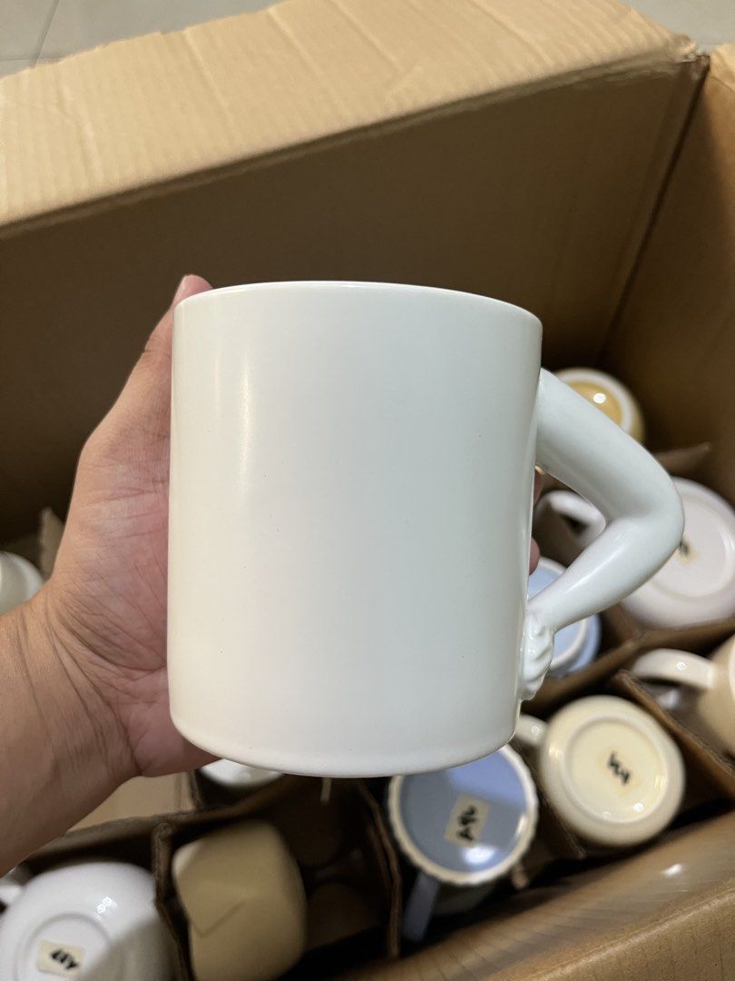 Ceramic mug coffee and tea (Category: Coffee & Tea Tableware) located in Manila. Submitted by sheiiie (Listing ID 1465799827, Image 2). Description: Cute ceramic mug coffee and tea Brand new Quezon City location ship via jnt & lalamove.